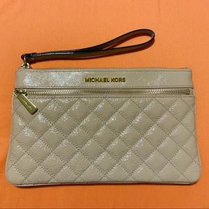 🙊💕 SOLD SOLD SOLD 💕🙊